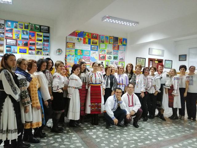 1 Decembrie — Ziua Națională — PROFESORI (fotografia 4 din 10)