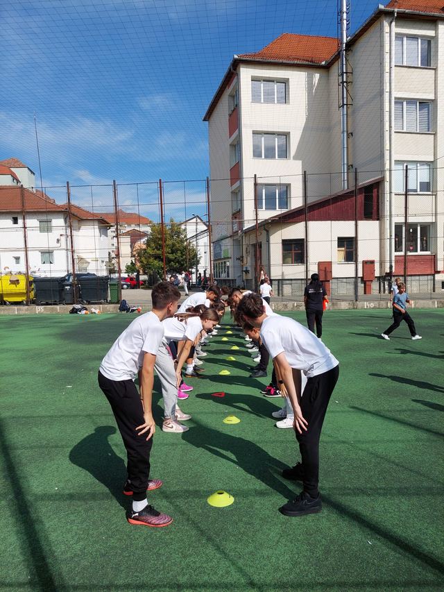 Ziua Europeană a Sportului Școlar — ziua sportului (fotografia 3 din 10)